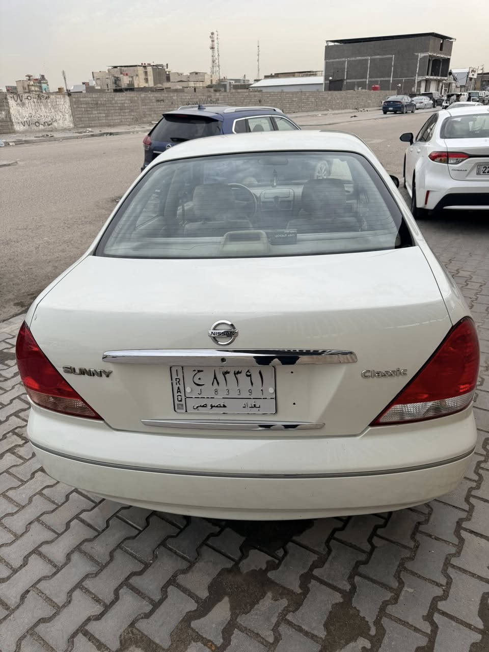 السلام عليكم
نيسان سني ياباني 2009 باسمي سيارة جاهزة من كل النواحي مكفولة ضربة و صبغ و بيها بارد قليل جدا وجراد ربع  القمارة و حافة قبق الصندوك كير و مكينة و حدادة و كهربائيات كلة جاهز مع تخم التايرات و التبريد فول للتواصل اتصل على الرقم التالي *********** السعر 115 ورقة و بيها مجال قليل
