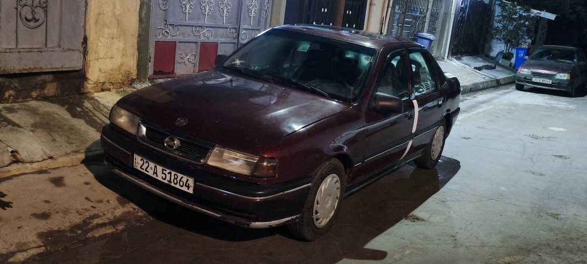 فكتره موديل 92رقم انكليزي دفتر بانزين بيها سياره حلوه نقصه بس باور مال ستيرين كير محرك 20السعر 40وبيه مجال لاستفسار ***********
