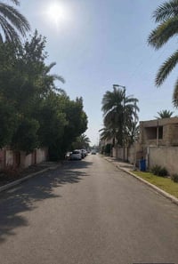 دار للبيع زيونة محلة 710 حديث 200م واجهة 10م نزال 20 متر سعر مناسب 077...