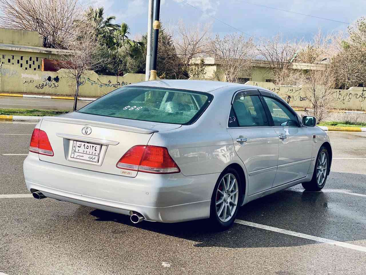 (2005موس موس )ڕۆیاڵ پێشو دوای کراوە بەسپۆڕت  بەحری ناو ڕەساسی ساج سور دودوگمەی گێڕومەکینە بچوک شاشەو کامێرە دو پارچەی بۆیاخی ئەوروپایە سەیارەکە کامل مەسرەف کراوە تایەی تازەیە دینارێک نوقسانی تیانیە هەمو گیانی بەشەرت تەبرید ساردو گەرمی بەشەرت سەقفی شوشەی  چاڵو شوختی نیە کامل جایز 💙
***********
***********
