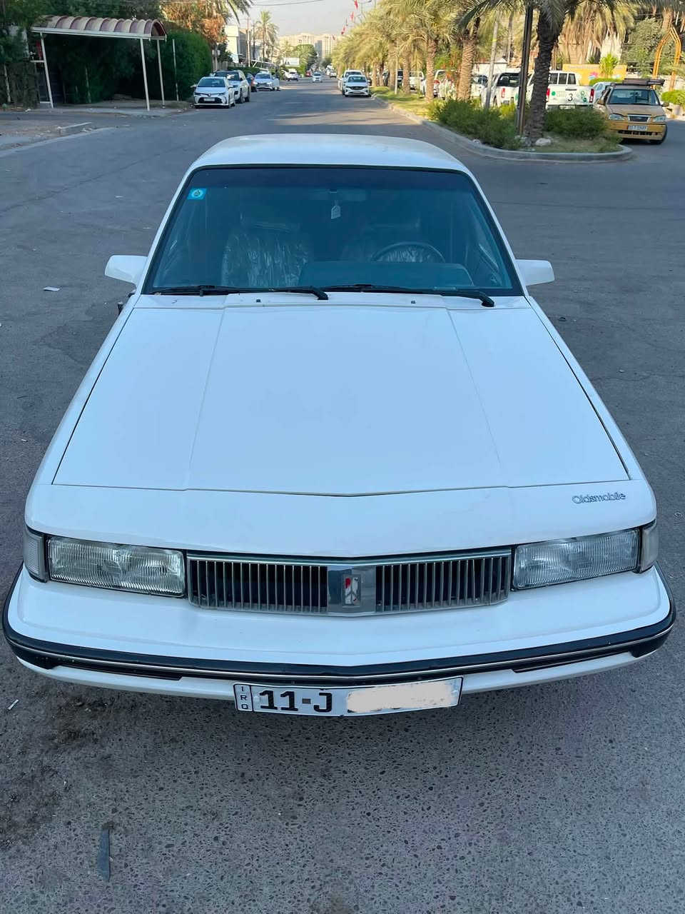 للبيع اولدز 1990 كير محرك مكفولات
تبريد منظومه كلهه جديده وشغال 
كهربائيات على البلاد سياره جاهزه 
صبغ عبايه اثر جراد 
نظيفه جدا داخل وخارج
رقم بغداد سنويه بأسمي هزه ورقم جديد 
مكان سياره بغداد 
السعر 55 مجال جدا بسيط 
***********
