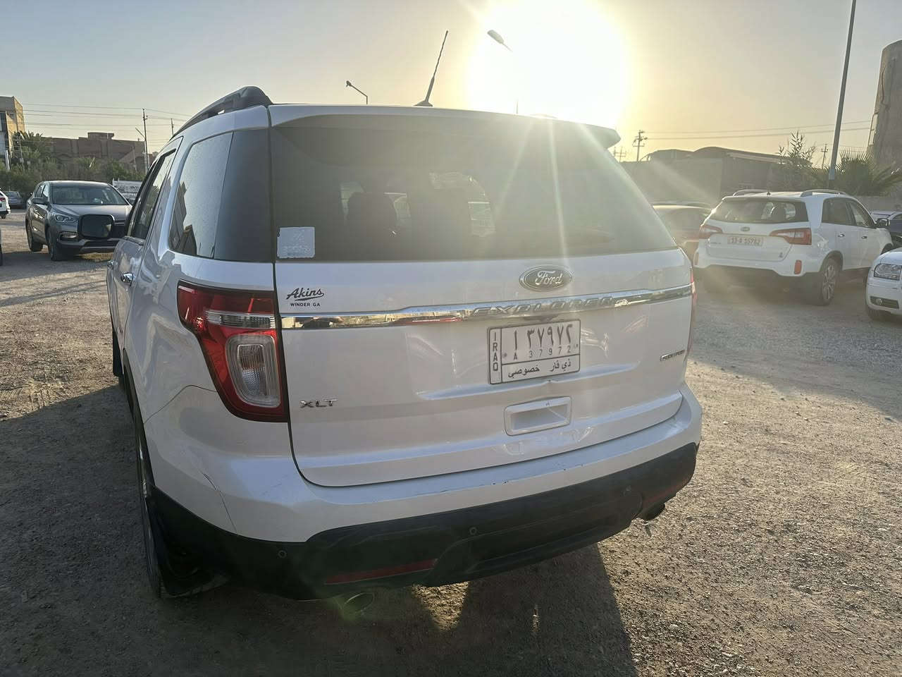 🚗 للبيع: Ford Explorer XLT 2014 🚗
سيارة نظيفة جداً وبحالة ممتازة، استخدام شخصي، جاهزة للفحص.

🔹 المواصفات:

شاشة عرض (Touch Screen)

ويل كروم قياس 20 إنج

حساسات خلفية

رادار جانبي

تدفئة وتبريد الكشنات

نظام أمان متكامل + وسائد هوائية جانبية

ثلاث قطع تبريد (تبريد منفصل للأمام والخلف)

🔹 الممشى: 85,000 ميل فقط ✔️🔹 رقم الشاصي (VIN): 1FM5K7D89EGB61479

🔹 ملاحظة: حادث سابق في الجاملغ الأيمن (تم الإصلاح)

🔹 السيارة مريحة وعائلية، أداء قوي وثبات عالي على الطريق.

📍 الموقع: الناصرية💰 السعر: 135 ورقة (قابل للتفاوض)

📞 للتواصل: ***********
