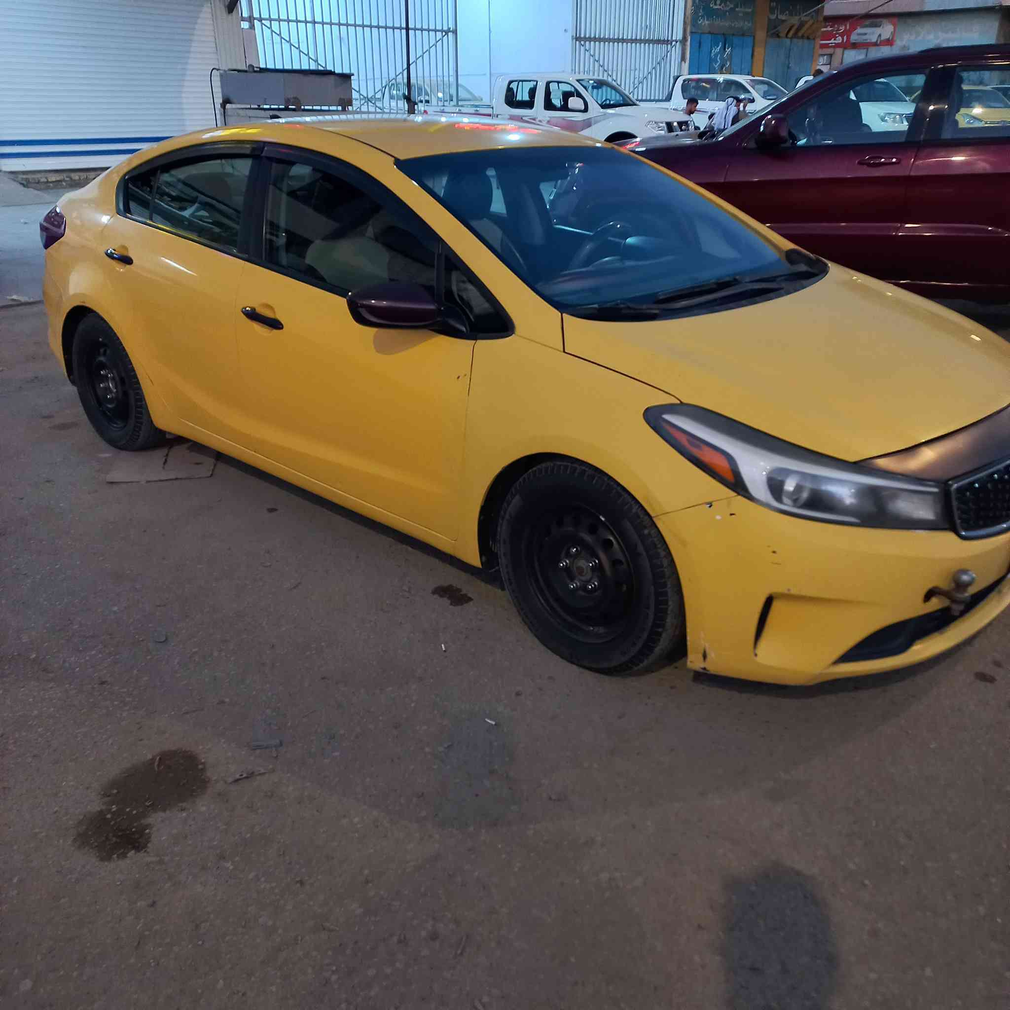 السلام عليكم كيا فورتي 17 للبيع جاهزه تخم تاير تبريد حداديه مكينه 2000 المكان بالعماره محافظه ميسان الرقم*********** السعر 128
