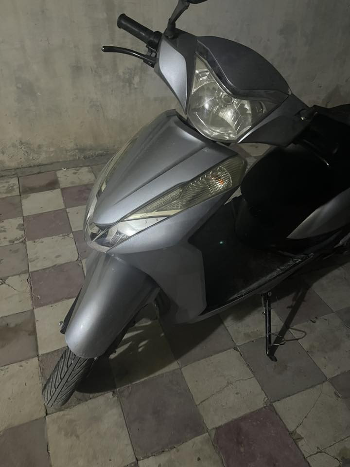 دراجة شحن للبيع سعر 500 وبيها مجال للتواصل ***********
