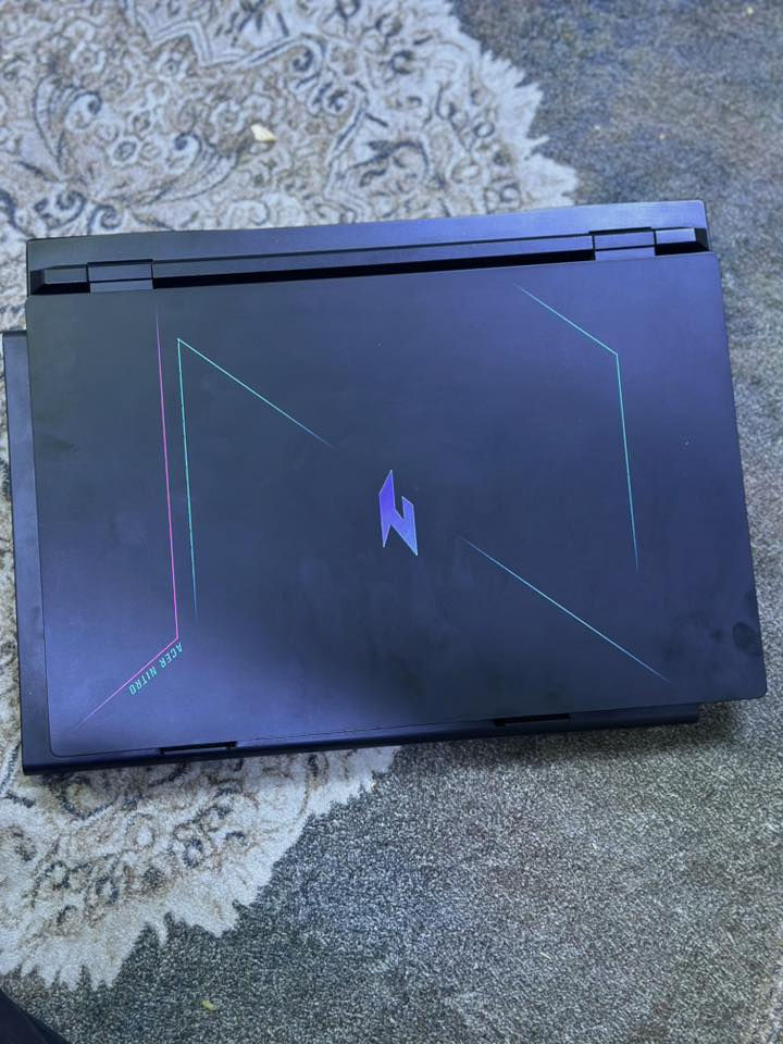 لابتوب Acer Nitro فول مواصفات .
السعر : 1.100 ( مليون و 100 ) وبي مجال للشراي .

 

 مواصفات الابتوب :

 • المعالج: AMD Ryzen 7 7735HS

 • الرام: 16GB

 • كرت الشاشة: Radeon Graphics

 • نظام التشغيل: Windows 11

 • نظام 64-bit

 • الخزن : 1Tb SSD

ملحقات الابتوب : ستاند مراوح - ماوس - شاحنته الاصلية مال شركة .

⚡ مميزات الابتوب :

 • أداء سريع ومناسب للمونتاج والبرامج الثقيلة بدون رندر والعاب الكيمنك بدون اي تعليق .

 • وضعيات المراوح:

 • Eco (هادئ وتوفير طاقة)

 • Normal (استخدام عادي)

 • Sport (أداء عالي للبرامج الثقيلة)

الابتوب نظيف وادائة كلش قوي 🔥.

عنوان : بغداد - شارع فلسطين 

*********** واتساب / SIM
