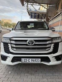 لاندكروز GXR • ٢٠٢٢ • ماشي ٥٤٠٠٠