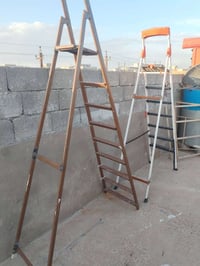 سلالم للبيع وحد 7 بايات وحد 9 سعر الوحد 20 شاري اتصل 07736847187 07510...