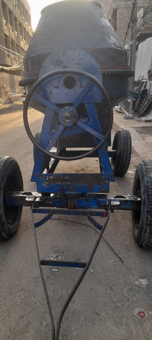 سلام عليكم خباطة لبناني جاهزة للعمل هاتف***********مكان بغداد سعرمليون
