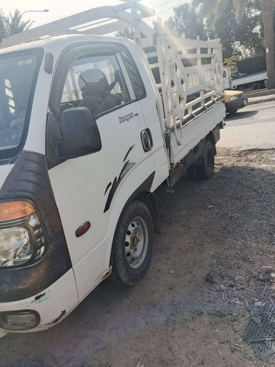 سلام عليكم كيه البيع موديل 8رقم بغداد سياره حلوه مكفوله سعر 85وبيه مجال مكان بغداد القزليه ***********
