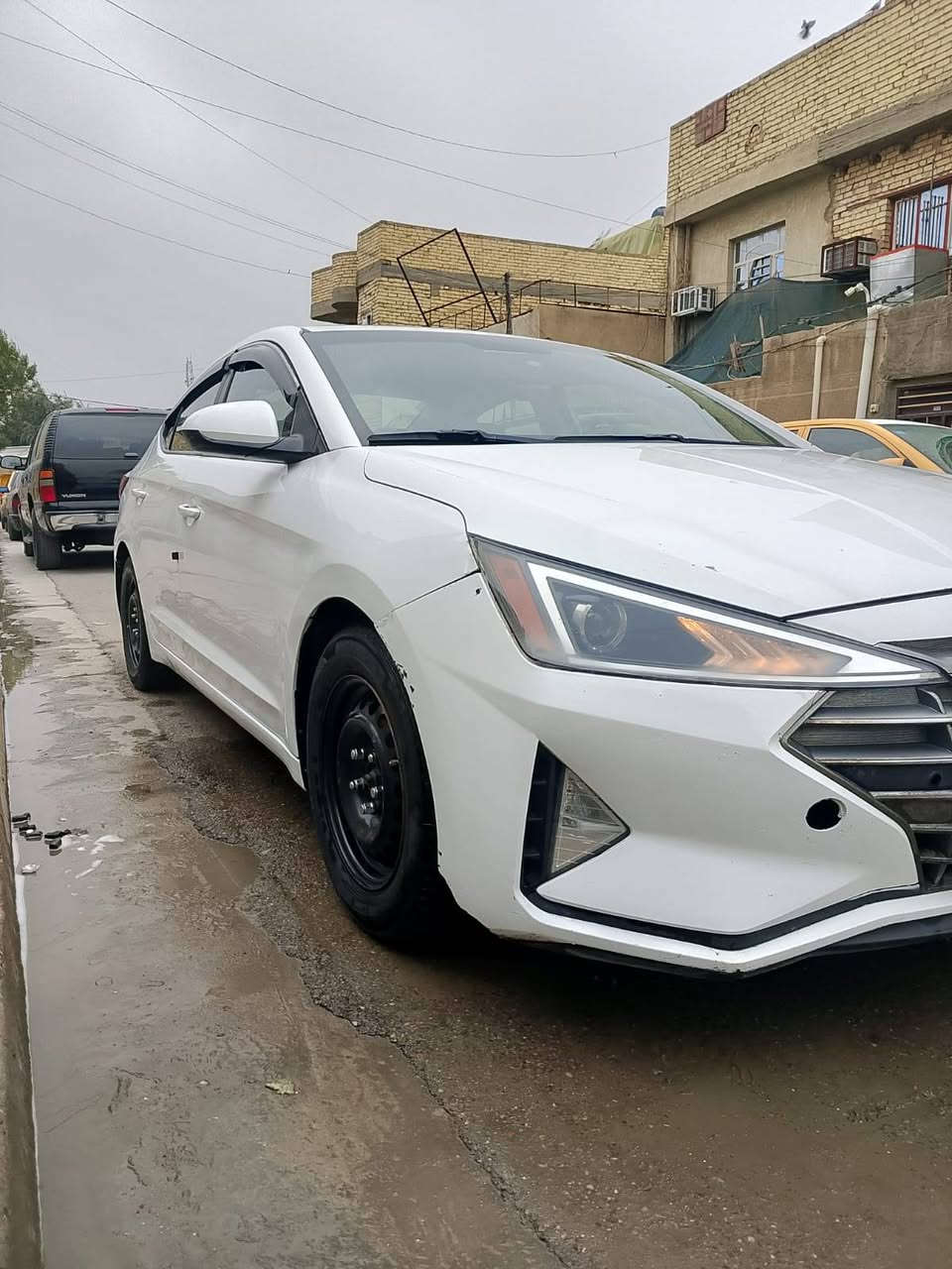 السلام عليكم
هونداي النترا 2020 وارد أمريكي 

صور الحادث مرفقة 

حادث فقط بل صوره

رقم سليمانيه الجديد تحويل مضمون 

المواصفات:  - كامرة دوارة - فول تحكم ستيرن 

رادار جانبي -  - محرك 2000 دوش - مانع انزلاق
بكان بغداد 
سعره 135
للتواصل والاستفسار.   ***********
