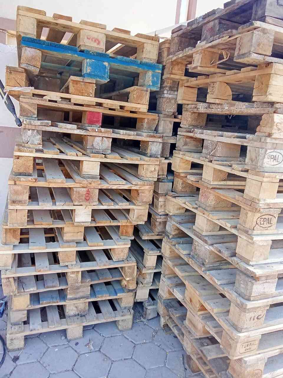 السلام عليكم يوجد سكيب لبيع 80 .120 
ديالى خان بني سعد قرب الفلكه السعر 6وبي مجال الرقم
 *********** بدون  العدد 75 سكيبه
