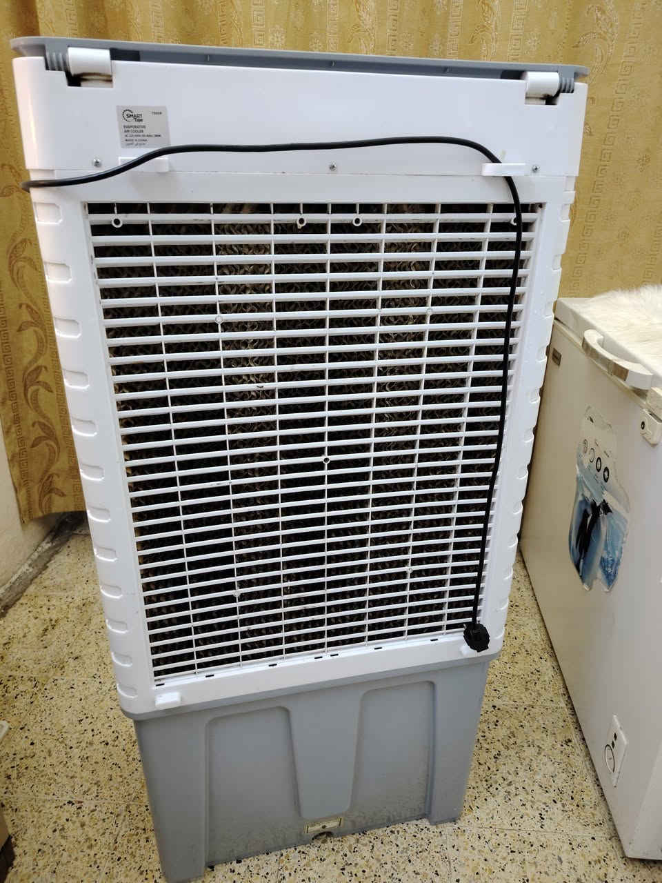 #للبيع
كونفيرا جديدة مستخدمة شهر شرط جلخ ما بيها شرط تجي تفحص تبيرد ثلج❄️تايرات بعد ما مستخدمين جدد ريمون معاها عنوان موصل الايسر تواصل #خاص


**إذا كنت صاحب هذا الإعلان وتريد حذفه لأي سبب، رجاءا أرسل رسالة إلى الدعم الفني**