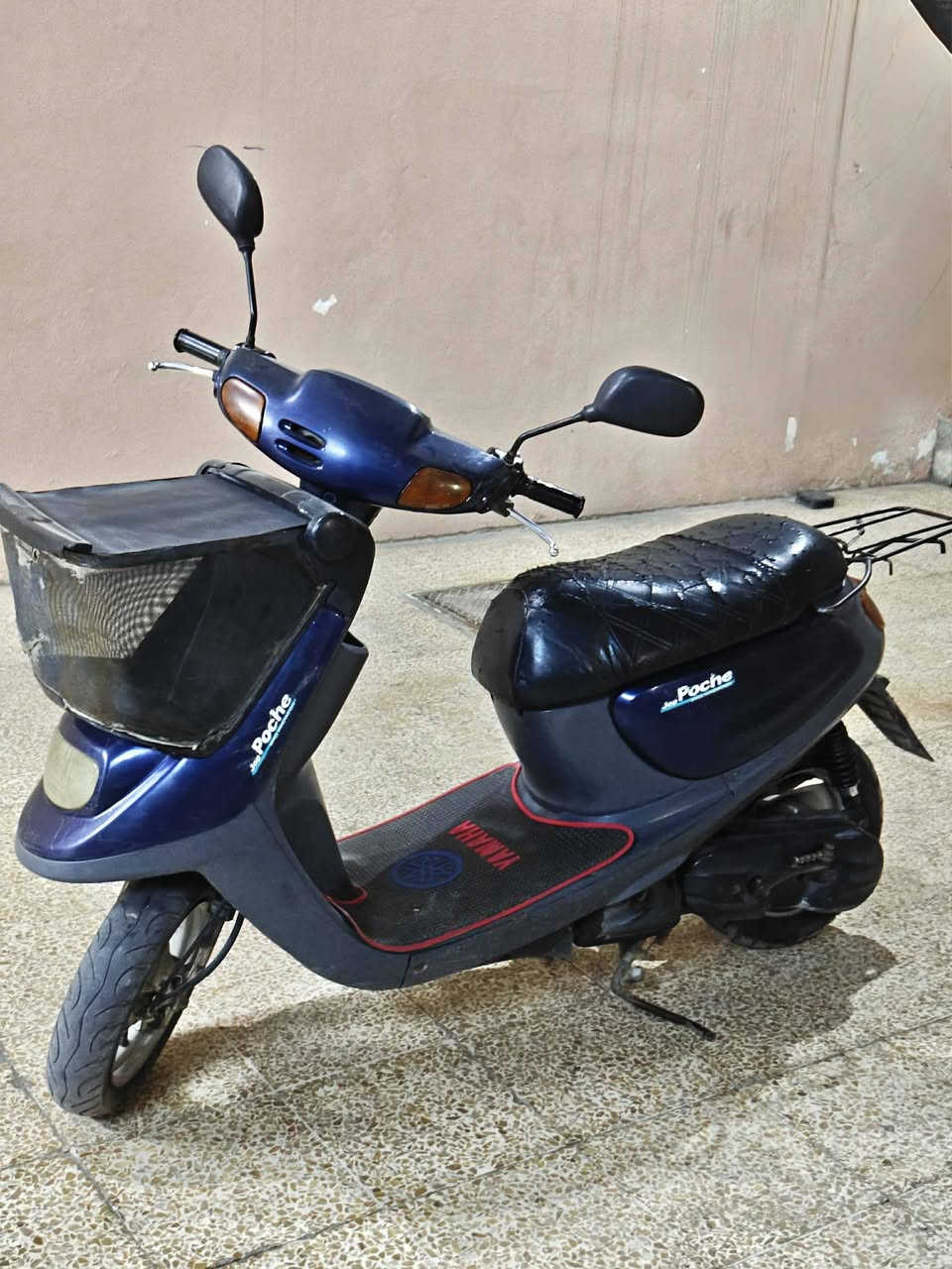 ماطور ياماها نفخ  معمر بستم مره وحده  بحاله جيده السعر 350 الف بيها مجال بسيط للتواصل ***********
