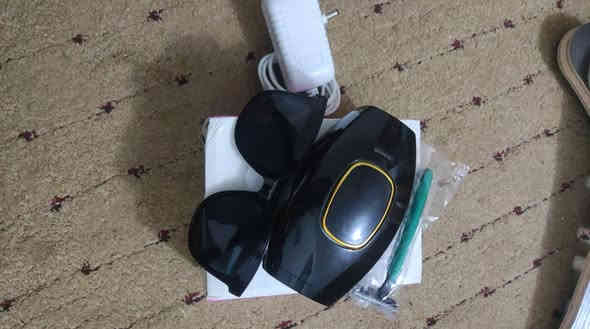 السلام عليكم غراض بالة اوربيه للبيع بيها هواي شغلات حلوه مثل مموضح بالصور ، غسالة ملابس وتصير تكرمون للاحذيه و فرشاة اسنان كهربائيه ماوس وليزر وخلاط عالشحن وخير من الله 
من غراض
المكان كربلاء ***********
