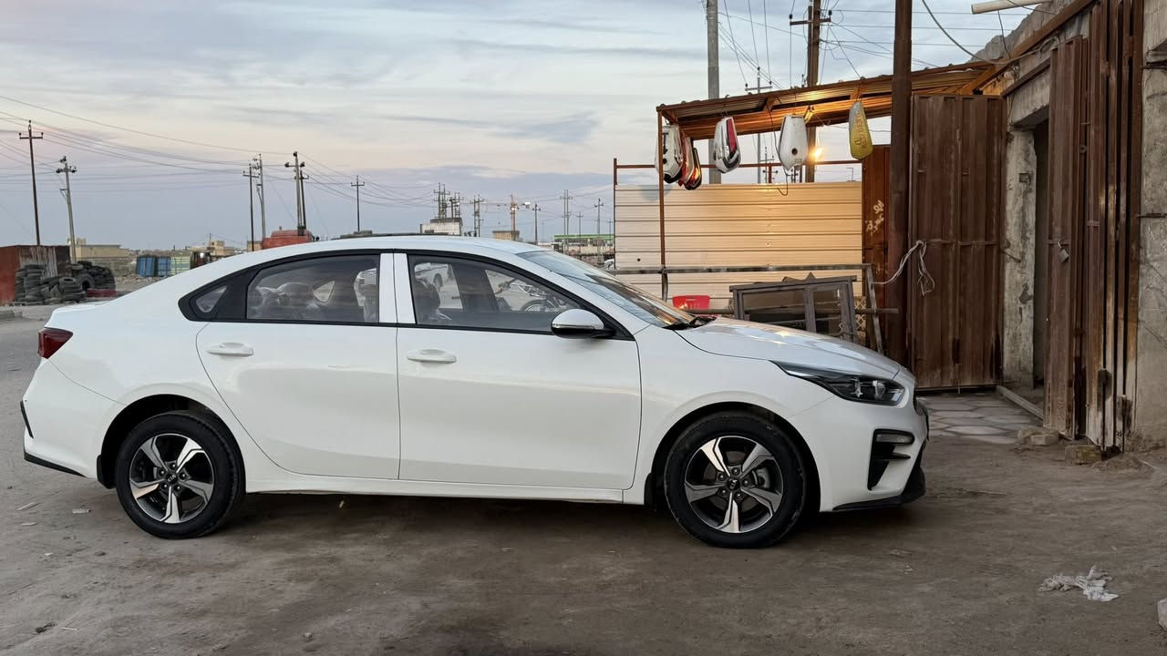 السلام عليكم  كيا سيراتو للبيع 2019
مكينه1600 
ماشيه64الف للاستفسار ***********
