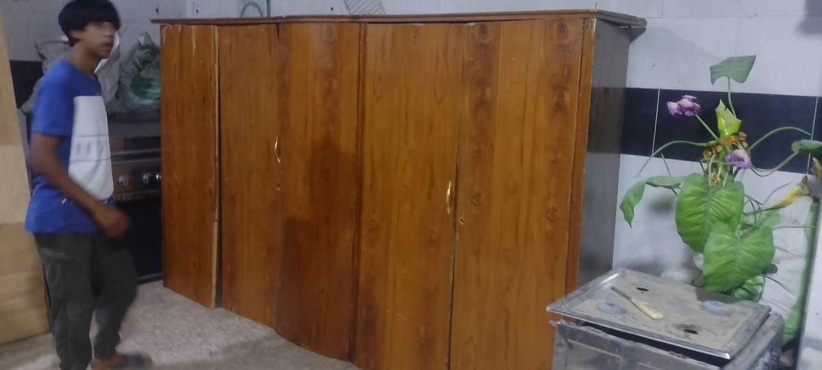 غرفه.ام.4ابواب سعر 60الاف ***********
