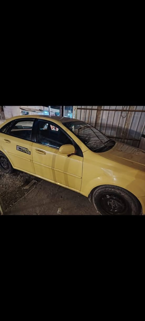 لبيع اوبترا شركه عامه نضيف بشكل بوجهك لشارع ربع مذب عليه سعر ٧٠ وبيهه مجال عنوان شعب شارع عدن *********** متواجد واتساب
