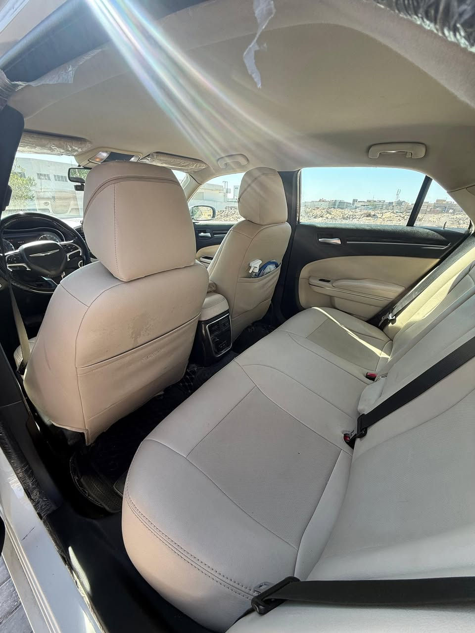 للبيع موديل 15
اربيل بأسمي بعد سنه وتسقط السنويه السياره كنديه كفاله أثناء الفتره العندي صاربيه بارد بالجاملغ الامامي وصاربيه هذه التصليحات السيارة جاهزه من كلشي 

منظمة عدسات 

مكاني بصرة حي المهندسين 

3600 

السيارة بدون موصفات 

السعر 215

***********
