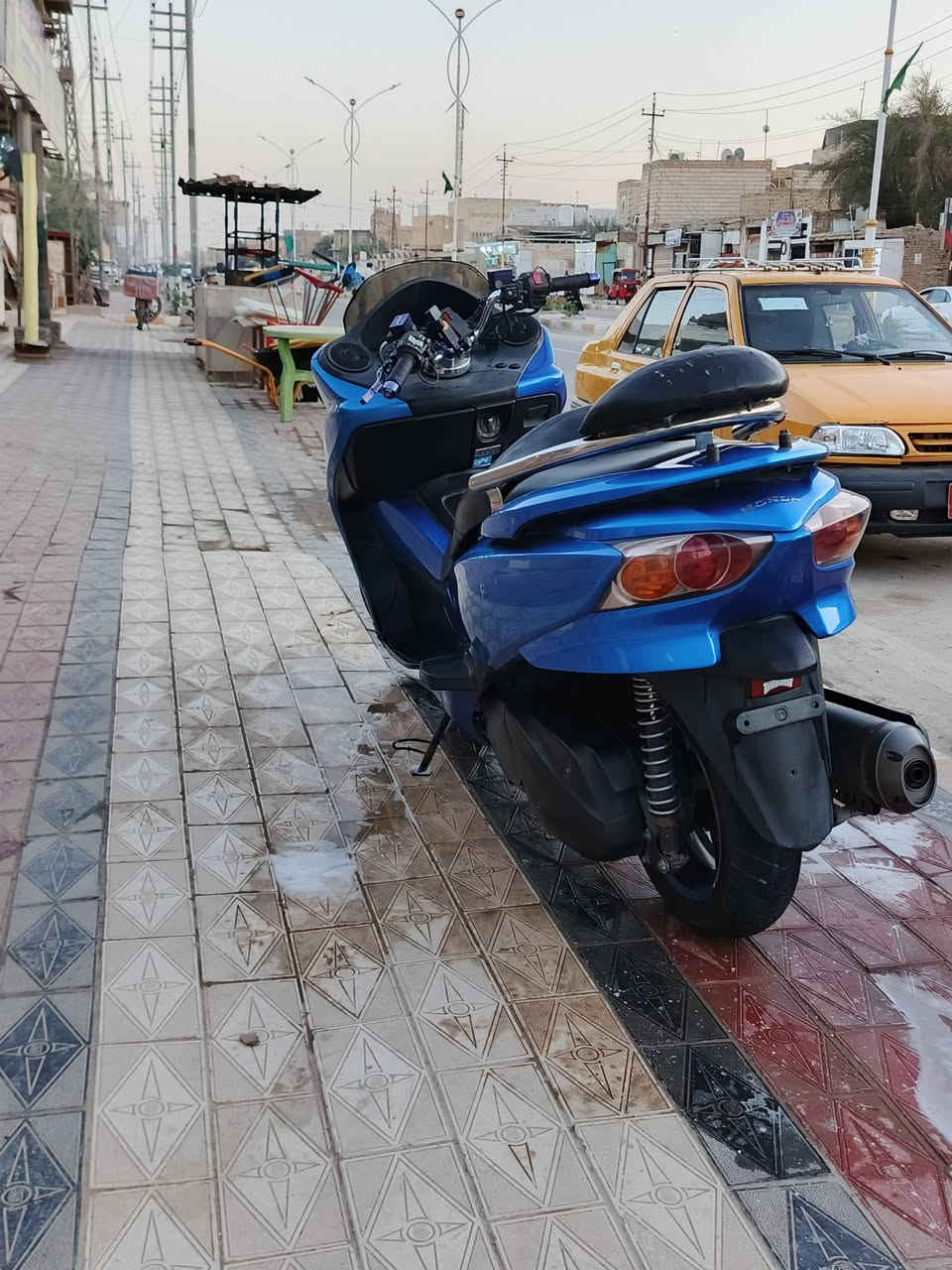 السلام عليكم اخوان دراجه فورزه 010 s7للبيع مكفوله كفاله عامه وين مايعجبك اخذ وفحص كامله برغي مابيه نقص صارله شهرين من طالعه من الرمبه السعر 14وبيه مجال الاستفسار ***********
