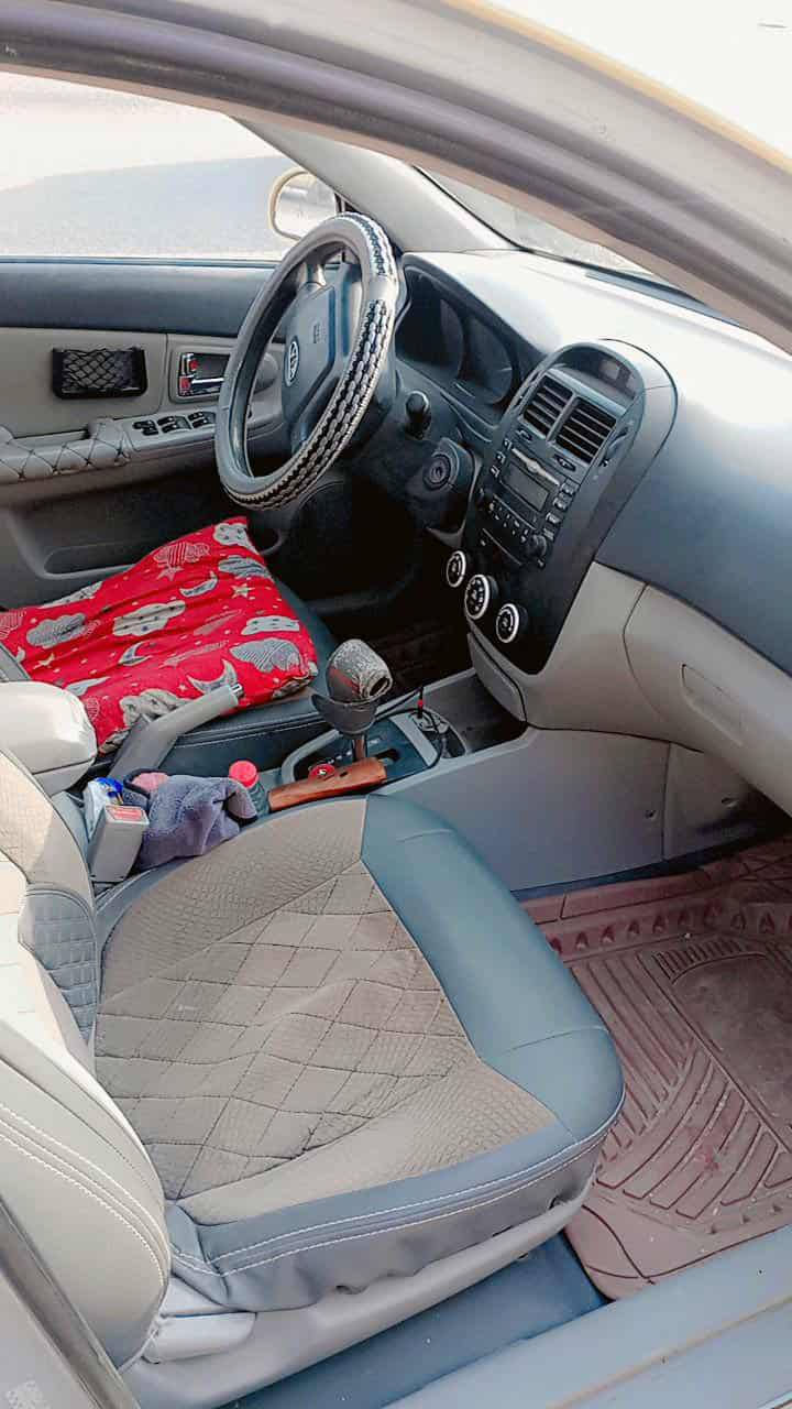 كيا سبكترا موديل 8 وارد امريكي
رقم كربلاء  مكينه 2000 دوش كير مكينة جدد كهربائيات  شغاله بيها حادثها بامريكا جدا بسيط خشم البدنه  وبالعراق تبديل باب خلف السائق والباقي ليبل واحد باسمي تحويل مباشر حاليا الدعاميه فقط صبغ كاشط 
مكانها بابل شارع ٨٠ 
السعر ٦٨ وبيها مجال قليل ***********
