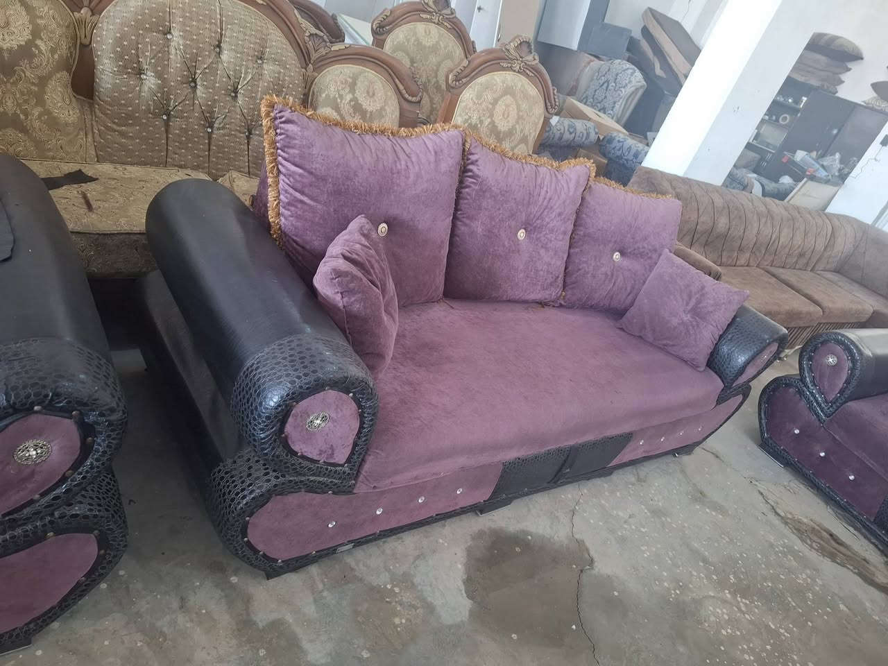 تخم باله تركي  نظيف جدا  10نفر اسفنج ضغط طبي بولستر  نضيف باله تركي
الحمزه الغربي ***********
