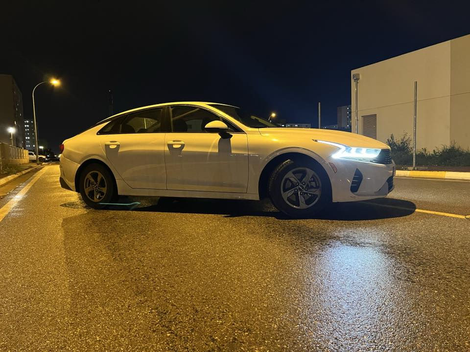 السلام عليكم k5 بيع فقط
1معوقين بغداد موديل 2022
2 الضرر قبق الجنطة فقط
3 السيارة اسويج مو بصمة بجم سليم مابي ضرر جوانب مابيه ضرر فقط رصعات بسيطة 
4 السعر 145

هـ ***********
