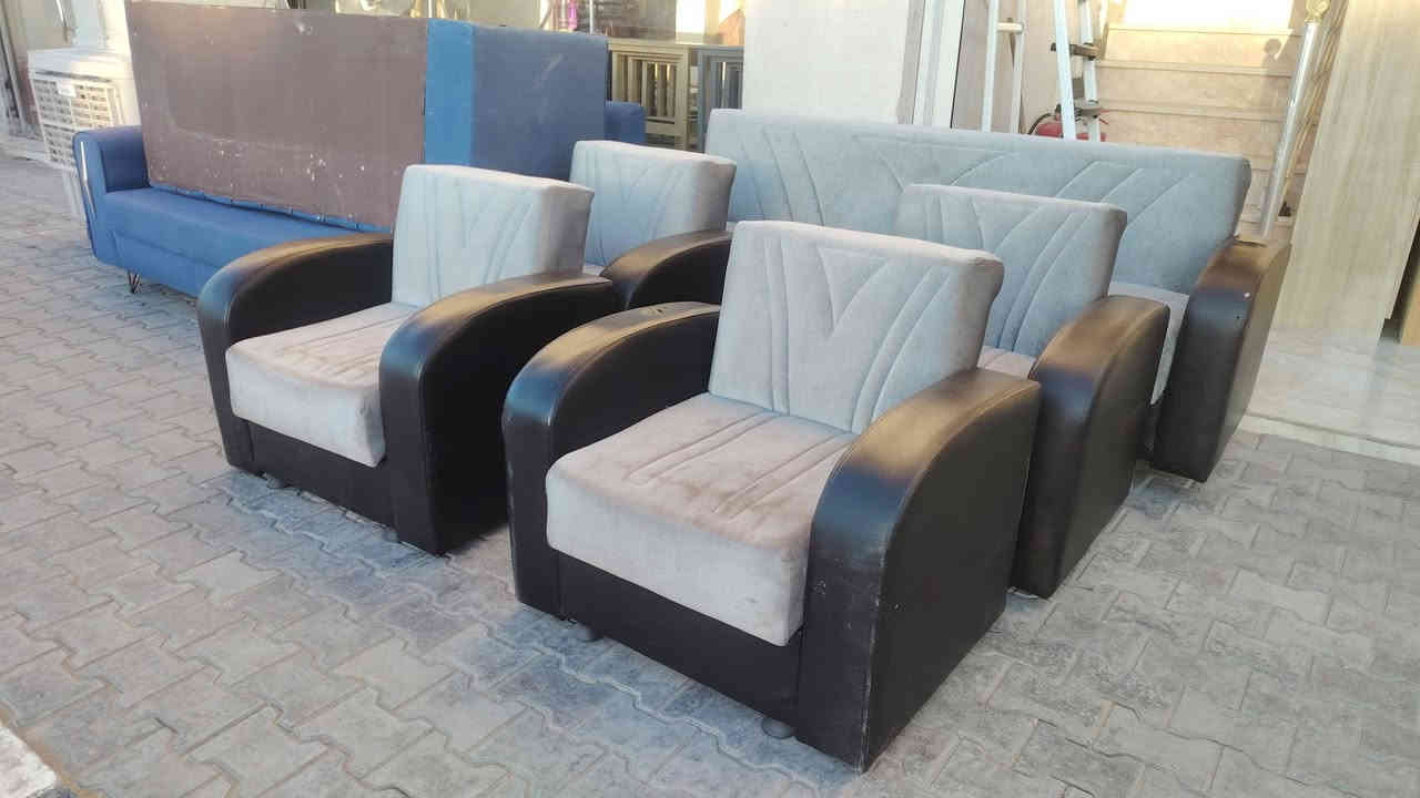 تخم قنفات مستعمل 7مقعد تركي سرير مخزن السعر 160
العنوان كربلاء الحر ل استفسار انتصل او وتساب ***********
