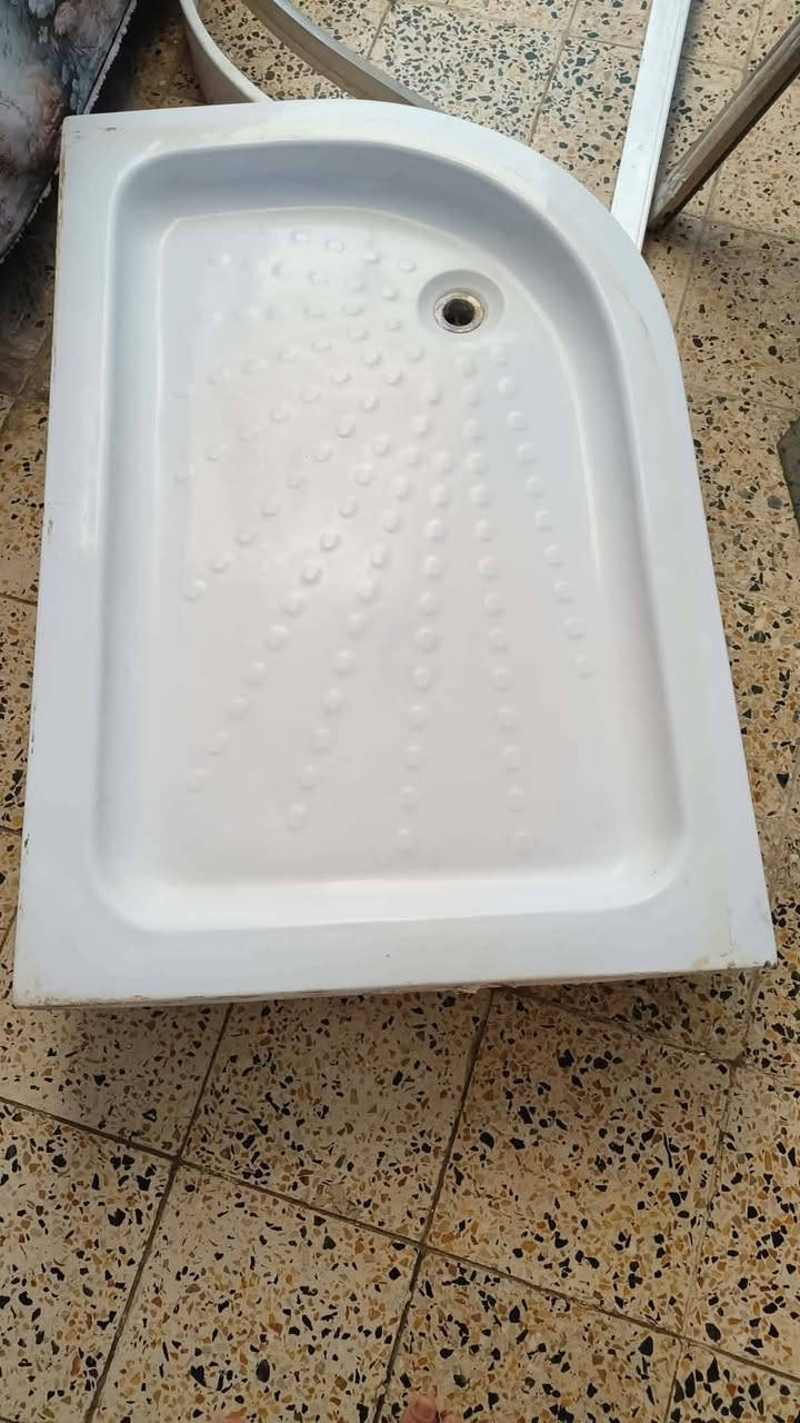 حمام زجاجي مع شاور طول الحمام ١٧٧ سم بحي جهاد ب١٣٠


**إذا كنت صاحب هذا الإعلان وتريد حذفه لأي سبب، رجاءا أرسل رسالة إلى الدعم الفني**