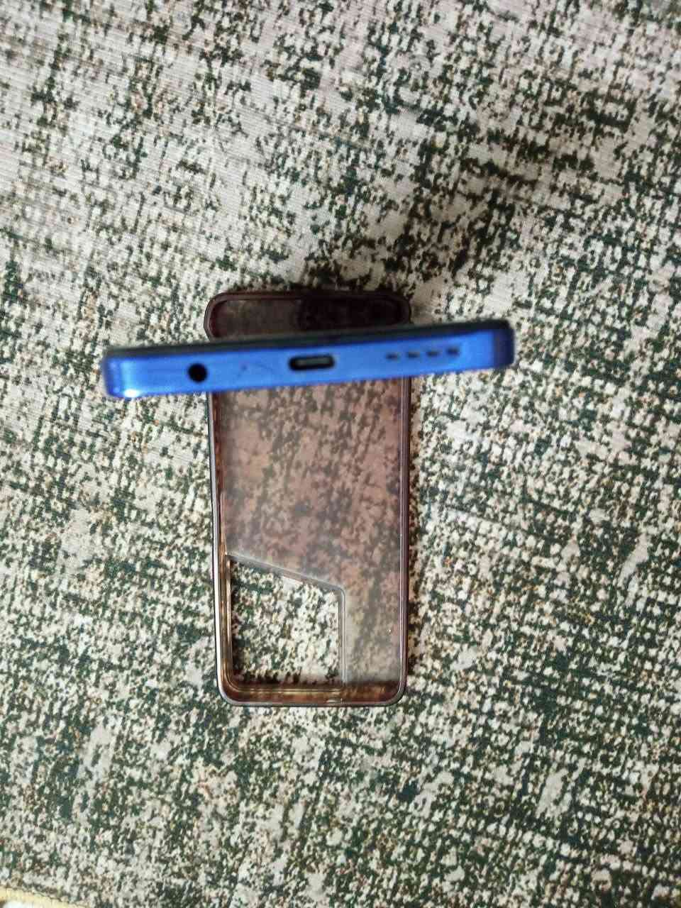 #سلام عليكم 

تكنو بوفا 5
#للبيع_او_مراوس
الجهاز نضيف و مامفتوح و مداخل تصليح 
الذاكره 256 الرام 8+8 
البطاريه 6000mAh
الكامره الخلفيه 50M
الكامره الاماميه 8M
السعر #خاص


**إذا كنت صاحب هذا الإعلان وتريد حذفه لأي سبب، رجاءا أرسل رسالة إلى الدعم الفني**