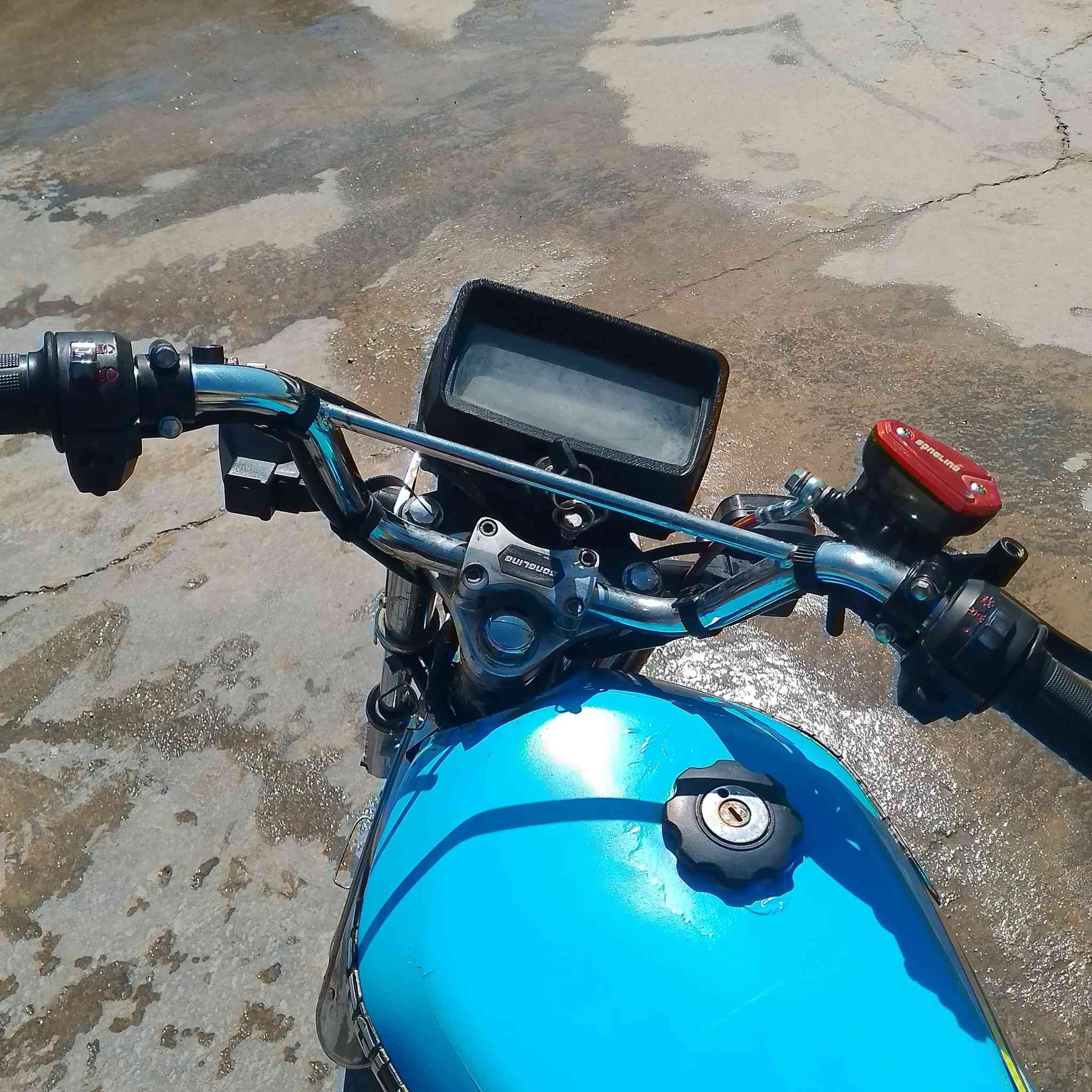 دراجه تايكر موديل 25 كامله مابيه نقص اوراق كامله للبيع او مراوس بنامه حسب القناعه مكاني ديالى الخالص ***********
