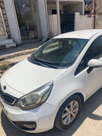 كيا ريو 13 خليجي فول مواصفات عده الفتحه مكفوله عامه قطره صبغ مابيها ول...