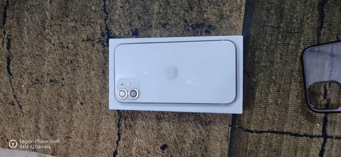 ايفون 11 عادي ذاكره 128 البطاريه 86 الجهاز وتر برو كرتونه ويا فقط سعره 275 بمجال قليلا واتساب موجود*********** مكاني واسط توصيل موجود
