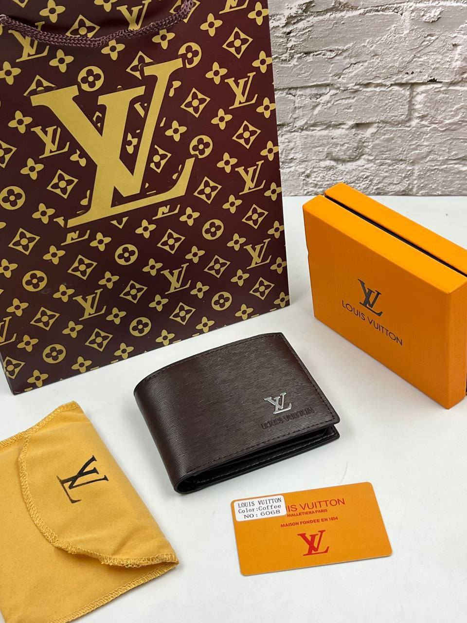 محافظ درجه اولى كوالتي عالي مختلف الماركات 
مع الحقيبة 
🛡🛡🛡🛡🛡🛡🛡🛡🛡🛡🛡

#اكسبلور #الاصلي #عراق #بغداد


**إذا كنت صاحب هذا الإعلان وتريد حذفه لأي سبب، رجاءا أرسل رسالة إلى الدعم الفني**