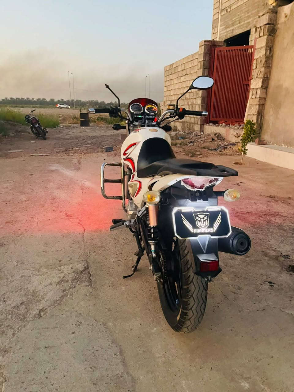 ماطور للبيع سنكي 2023 نضيف فول كله شغال سعر ١٣٥٠ بي مجال    اتصل رقم ***********
