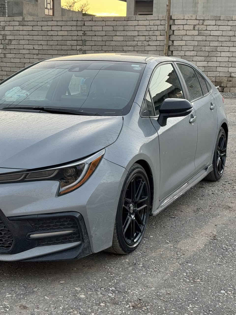 ‎#للبيع…
‎تويوتا كورلا 2022 مواصفات APAX اعلى فئة بالكورلا 
‎لونها اسمنتي مميز وشي مختلف تماماً بالشارع 
‎حادثها جاملغ جهة اليمين  وبحافة البونيد بيها صبغ على كد شبر شرط يعني بجم كبس بدون دواخل ، ومتوفرة عندي صور الحادث
‎والسيارة جديدة بمعنى الكلمة ممفتوح بيها برغي بجمها كبس كلشي على وضع الشركة وبعد بالواقع احلى من الصور سيارة الها نظرتها بالشارع . 
‎مواصفاتها ..
‎1-شاشة كبيرة تدعم  كار بلي + اندرويد اتو 
‎2-فول رادار امامي ، تحديد مسار ، مثبت سرعة ، توقف ذاتي 
‎3سقف اسود بلاد 
‎4-زنون فول لد 
‎5-هاند بريك كهربائي
‎6-تحكم ستيرن فول 
‎7-اشاير بالمري 
‎8 -شاشة لمس 
‎9-صوت رياضي بلادي مع امكانية تعديل السيارة وصوتها 
‎10 محرك 2000 تنفس طبيعي بدون تيربو ، نشاط وسرعة وصرف وقود اقل ، وياخذ بانزين عادي مو الا محسن يسحگ اخضر يابس 
‎11- السيارة كل إضافاتها شركة وتضليعها وشغلها يخبل  بالواقع احلى بكثير من الصور 
‎رقم اربيل تحويل غرامات هزة كلشي جاهز .
‎#السيارة_گير_عادي_6نمرة_فول_رياضي_بيها_انطلاقية_وشلعة_مرتبة_حيل 
‎للتواصل او تفاصيل اكثر *********** متوفر بي واتساب ايضاً 
‎مكانها صلاح الدين ، قضاء الشرقاط .
