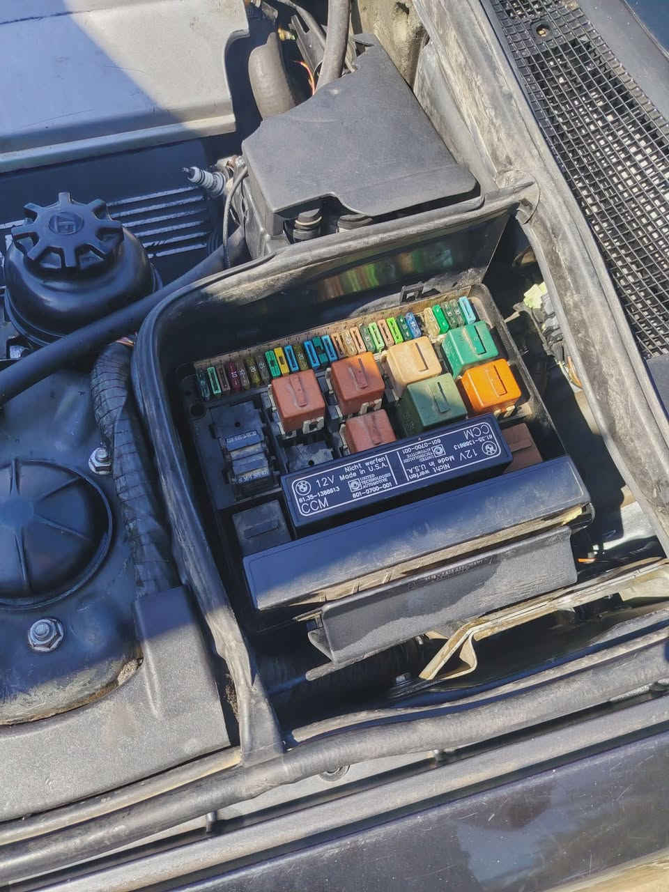 بي إم 730v8 اصل  بليته  سياره بلاديه ما ملعوب بيه أي شي وبدون أي جطل ولا تحوير وبدون أي حادث صبغ جماليه فقط سياره دبل جام كشنات كهربائي دبل حساس  تبريد قطعتين يعني انجماد ويل خليه ١٥  سياره بسمي سنويه ٢٨ رون ناصي يعني ١٦٠جوه ٣رونك بطناش ومعدل فول كير و مكينه بشرط كفاله عامه شرط تفتح قبق المكينه تلكاه بيضه مكان بابل مركز المدينه الاستفسار الاتصال ***********

