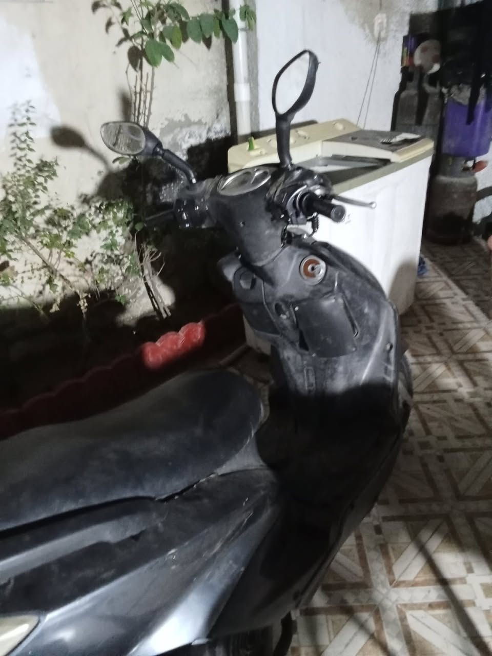 سكنس نيثيه محرك ممفتوح ابد كابريتر جديده بس تجاري مشكلته دراجه تشتغل وكلشي مابيها ربع هندر هم  بس من تمشي بيها ما جر نفسه بسرعه بسبب كابريتر لازم ابدله سعرها 350 وترهم مرارس مكاني بغداد الجديده النعيريه


**إذا كنت صاحب هذا الإعلان وتريد حذفه لأي سبب، رجاءا أرسل رسالة إلى الدعم الفني**