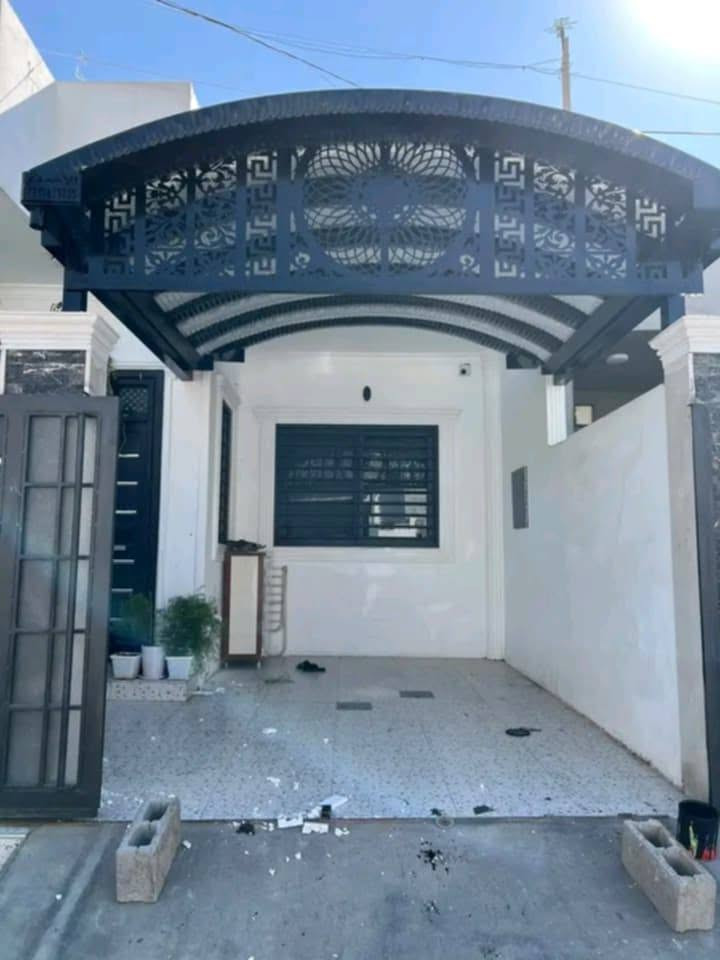 يوجد لدينا حداده  متنقلة
 ابواب وشبابيك وسندويج 
وسقايف  كي سبان 
وكرفانات 
وكافة الحدادة 
الموقع تكريت 
 ***********
***********
اسطه بلال الحداد
