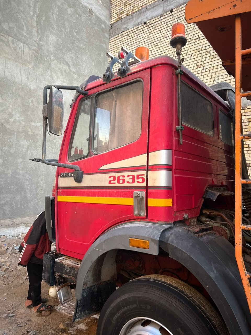 السلام عليكم
البي بتره للبيع 
موديل92 مكفوله كفاله عامه 
المكان النجف الاشرف
للاستفسار***********
