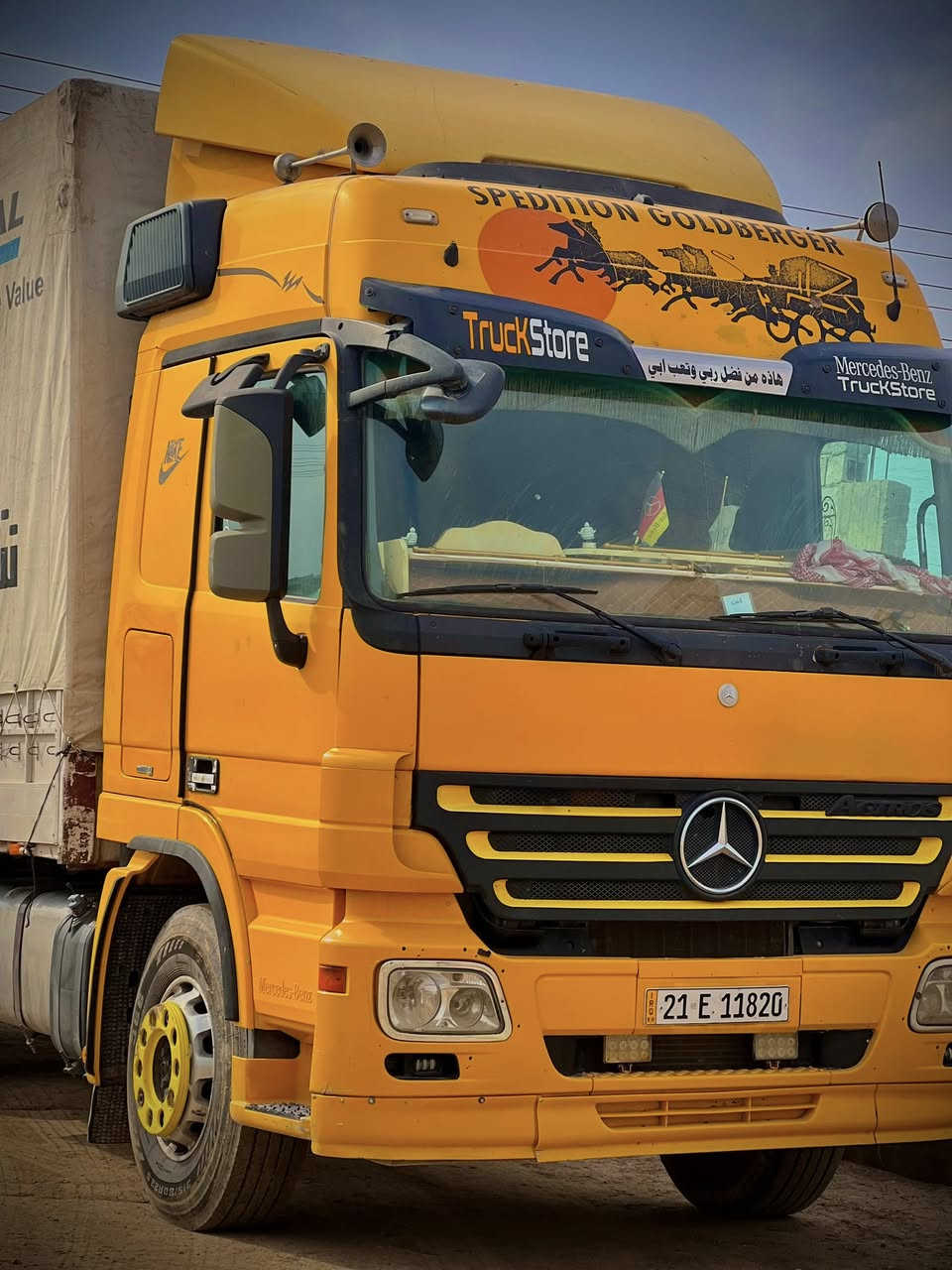 سلام عليكم 
سياره البيع 
موديل 2007 
حجمً 2541 
ريتايدر خمس طكات 
هورنات 
تخم ويل كرومً 
تخم تاير 
بدي وربي 
رقمً دولي سليمانيه بسمي 
مكان ديالى 
رجان مكلف بل انشر نتصل 
رقم *********** 
رقم ***********
