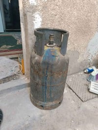 دبات غاز عدد 2  سعر 100  قفلهن ‏‪07707117071‬‏