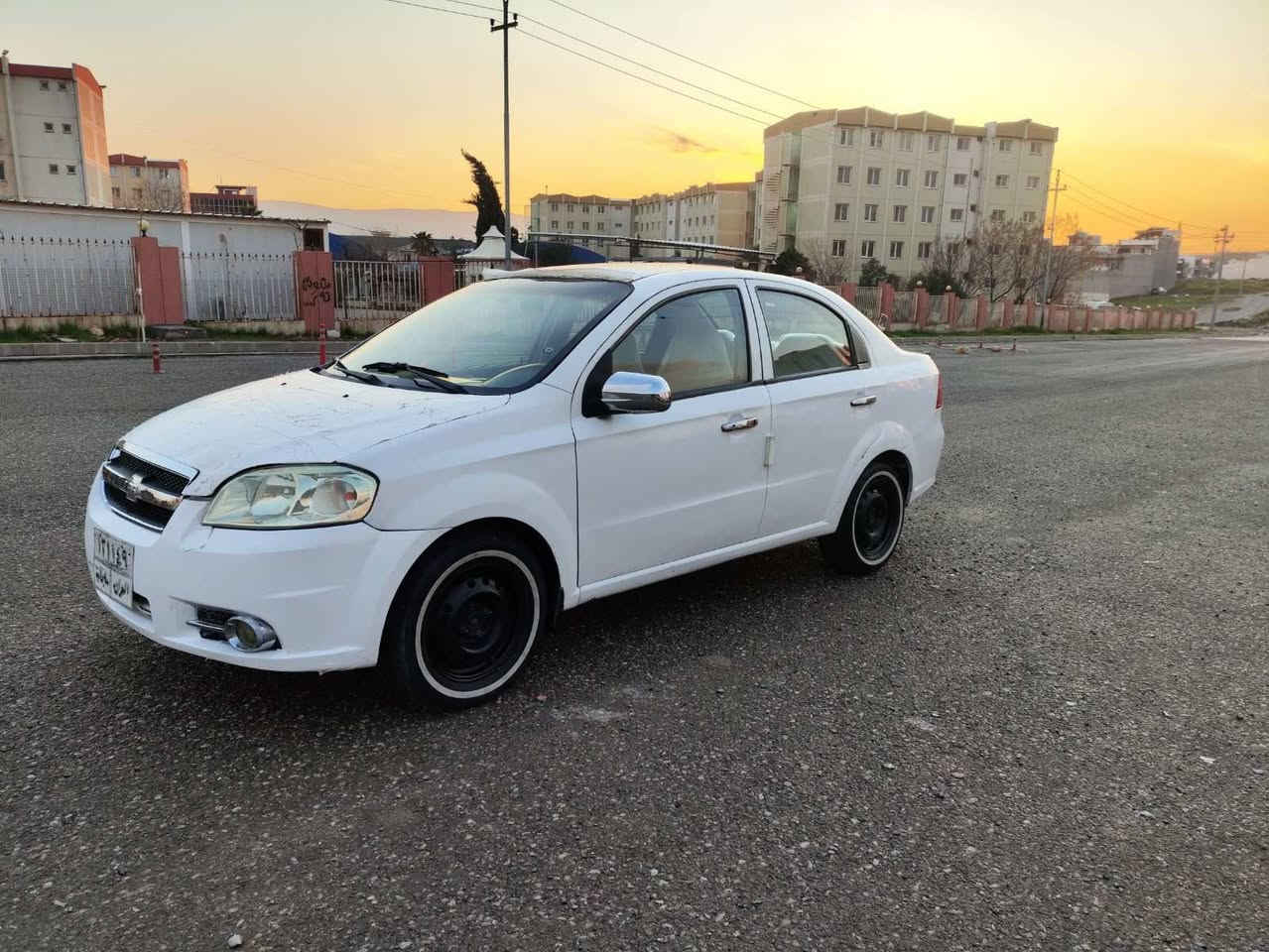 افيو 2011ناوزه رد گيرتؤماتيك مه كينه ي فه ل چوارتايه تازه كاره باي مه زبوت بي ته قه و ره قه بيشو دواي چه كوشي بيوه نيه سه ياره كه مالي دؤسته سه نه وي به سه رجوه سعري 50گه لا و مه جال *********** السليمانية, العراق
