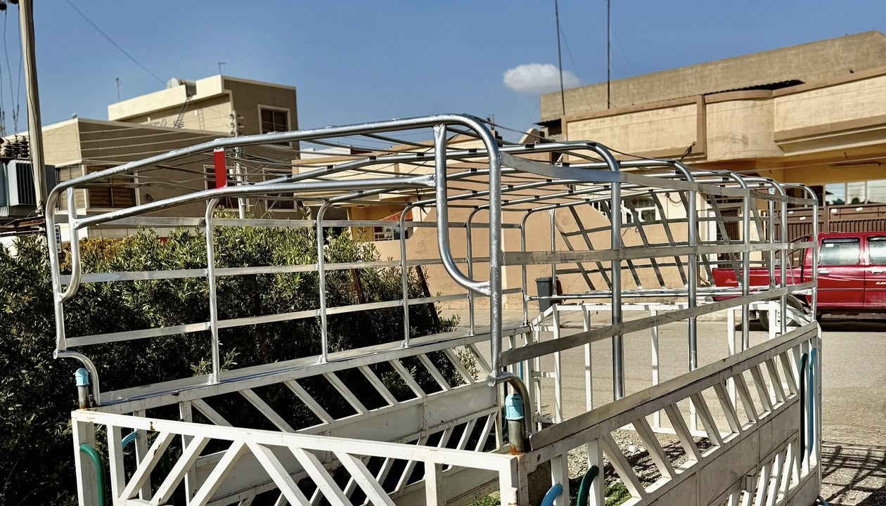 کەپری کیا 4000 بۆ فرۆشتن
بابریشی هەیە 80 سانتیم بەرزە 
شوێن هەولێر 
سعری 150 هەزارە 
***********
