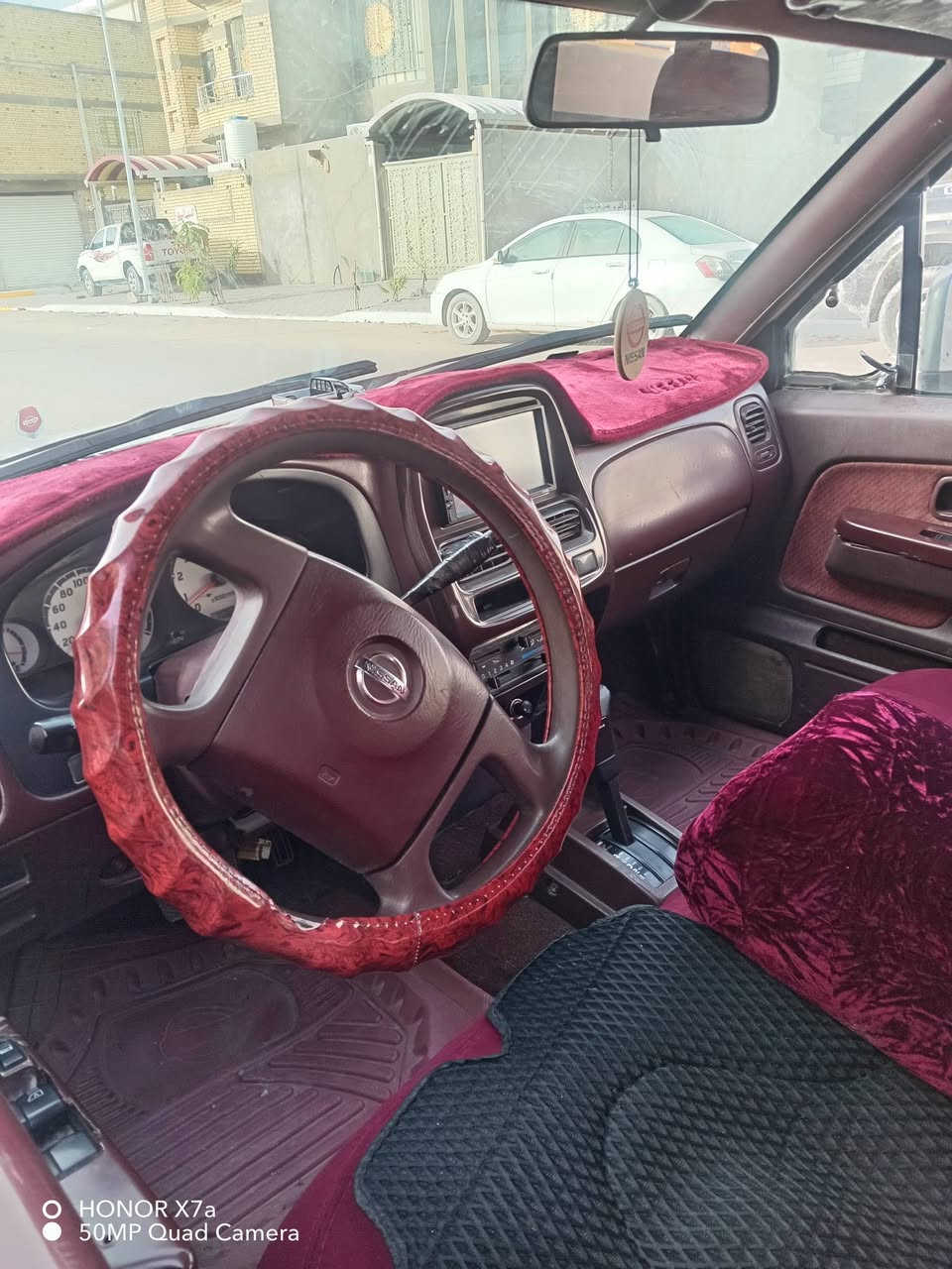 بيكب نيسان ٢٠٠٢ رقم بصره مكينه جديده وكير بيه تأخير اوتماتيك حداده جديد تخم تاير جديد سعر ٦٥ وبيهه مجال عنوان زبير ***********
