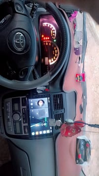 تويوتا • للبيع • سيارة