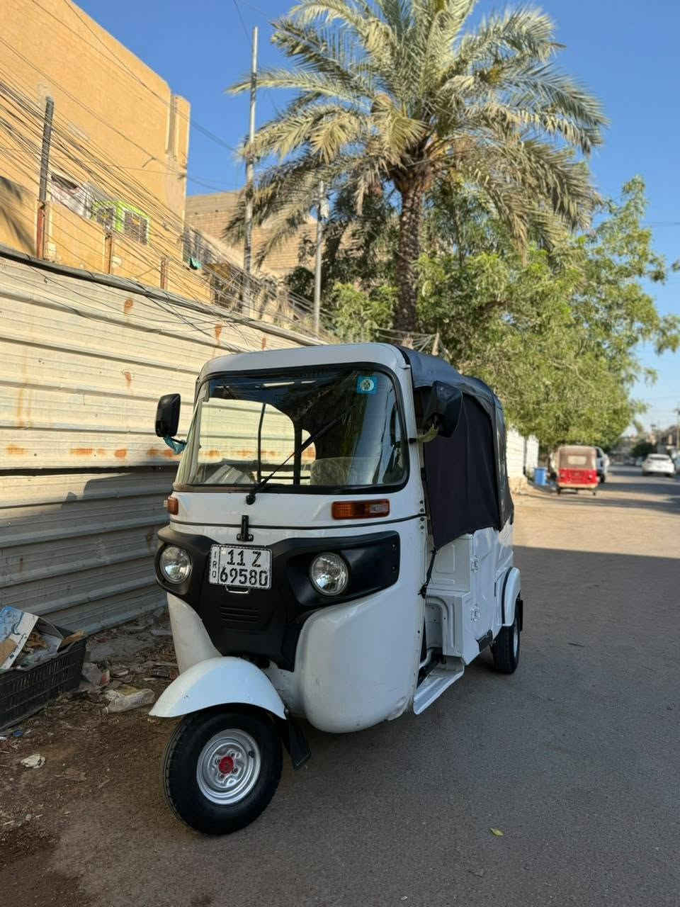 السلام عليكم تكتك للبيع موديل 2022 نضيفه كلش تكتك مصبوغه بس حزام مكينه ممفتوحه ابد تكتك تاخذ كبل للشارع العنوان بغداد الشعله الرقم ***********
