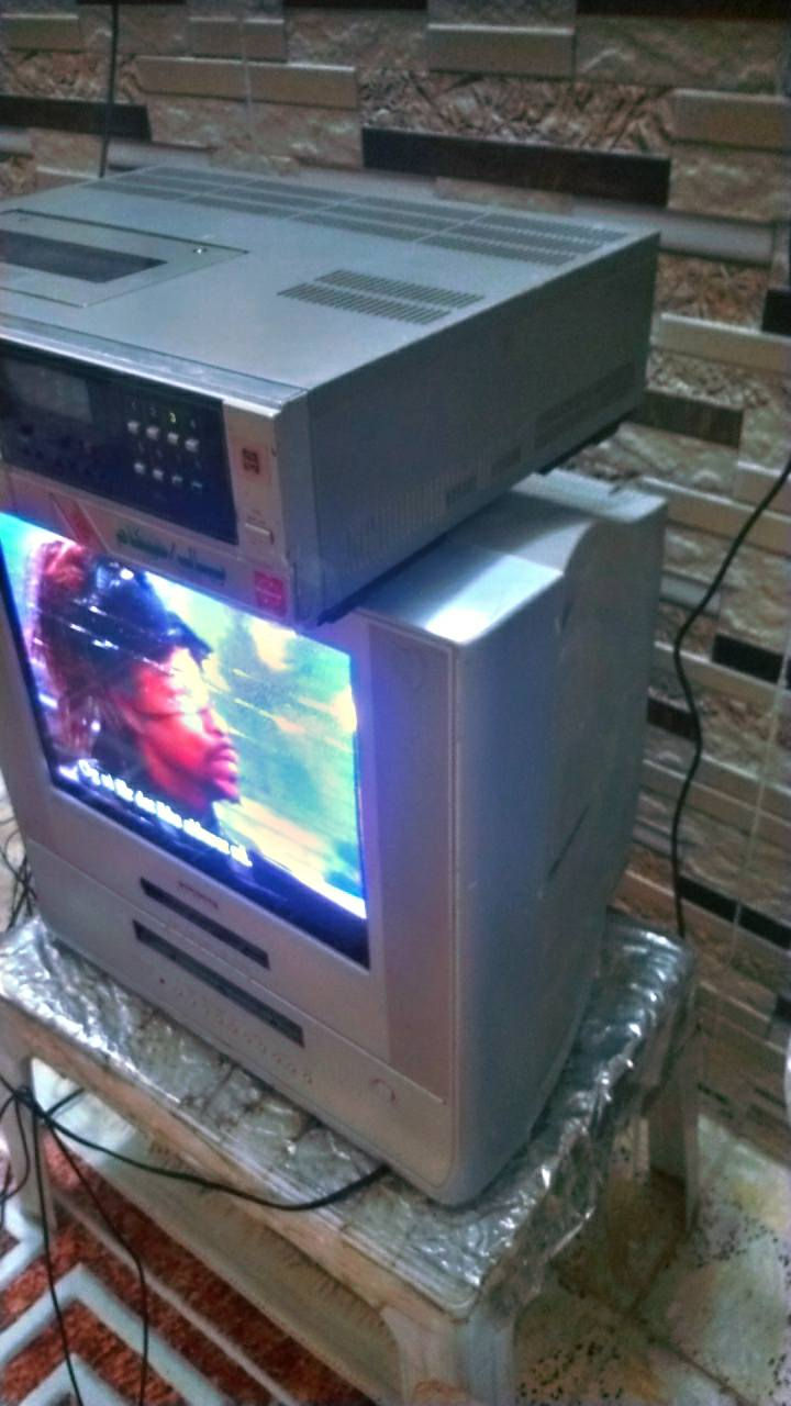 تلفزيون سام سونك الموئسه البلادي مع فديو نشلل. 340 الموئسه شرط ابلاد  نضافه 95٪الاتصال علا الرقم ***********والله والي التوفيق
