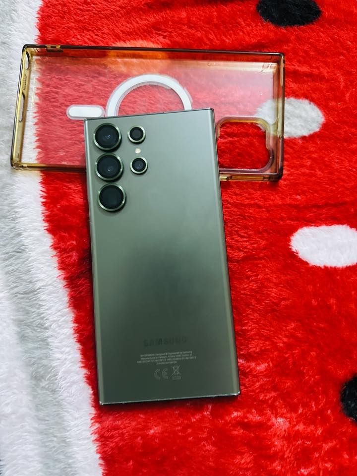 ‎موبايل 23للبيع. موبايل نضيف شخط مابي. شرق اوسط  ذاكره 512   رام 12. استخدام قليل
السعر 800وبي مجال تواصل وتساب ***********
