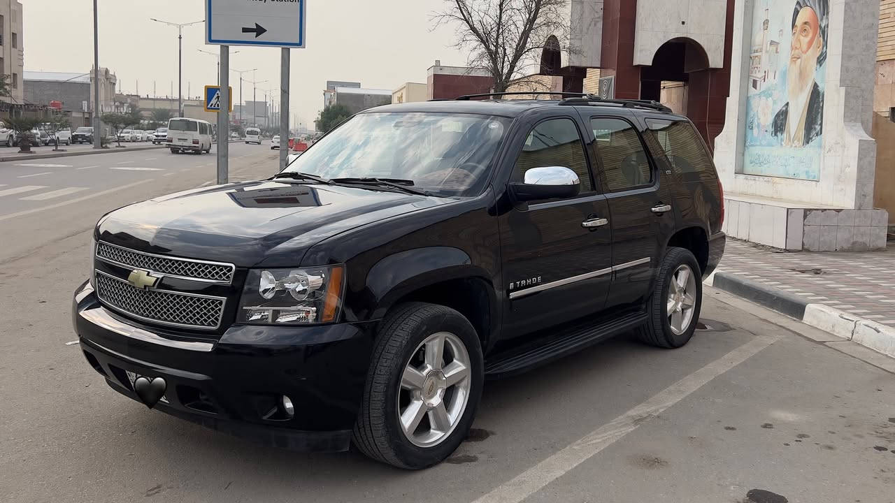 تاهو / Taho خليجي وحش الشارع للبيع 

مديل / 2009 

LTZ فول مواصفات للأخير 

السيارة بيها 3 قطع بارد وقطعه صبغ 

مكينه مفتوحه گير حدادية تبريد كهربائيات كله شغال مابيها نقص برغي 

رقم اربيل

عنوان السيارة البصرة  

السعر 215 

الرقم / ***********
