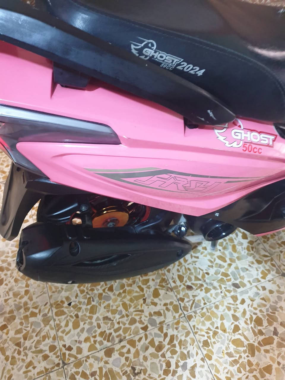 سلام عليكم   سكنس  ام    عيون     ٢٤كفاله عامه سعر     ٦٥٠   أوراق      معرض باسمي الغدير *********** كربلاء حي الغدير
